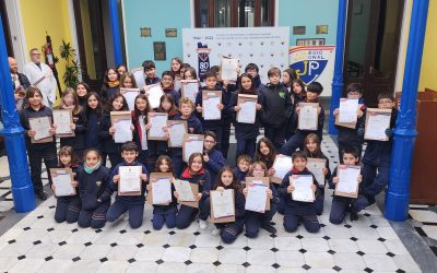 Celebramos con orgullo y alegría